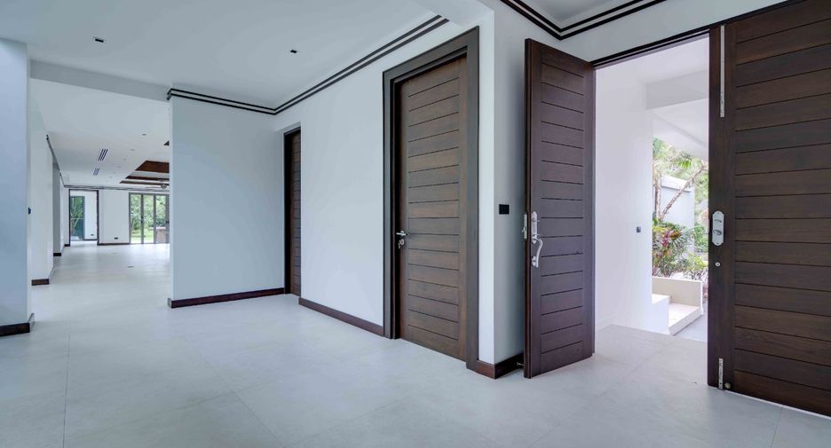For sale 5 bedrooms house in Thalang, Phuket