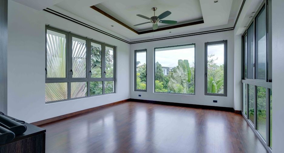 For sale 5 bedrooms house in Thalang, Phuket