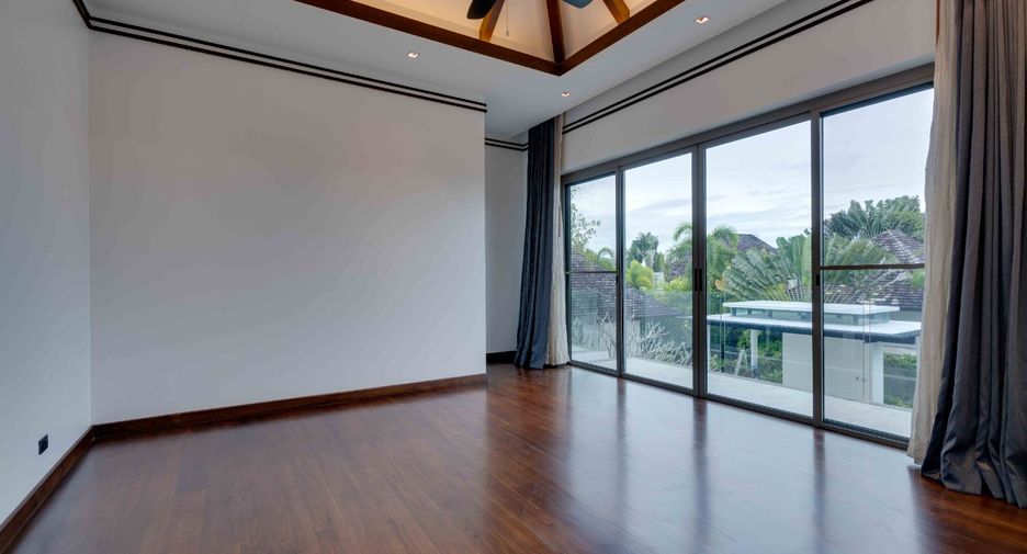 For sale 5 bedrooms house in Thalang, Phuket