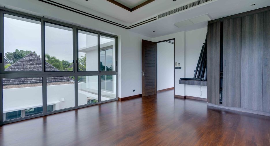For sale 5 bedrooms house in Thalang, Phuket