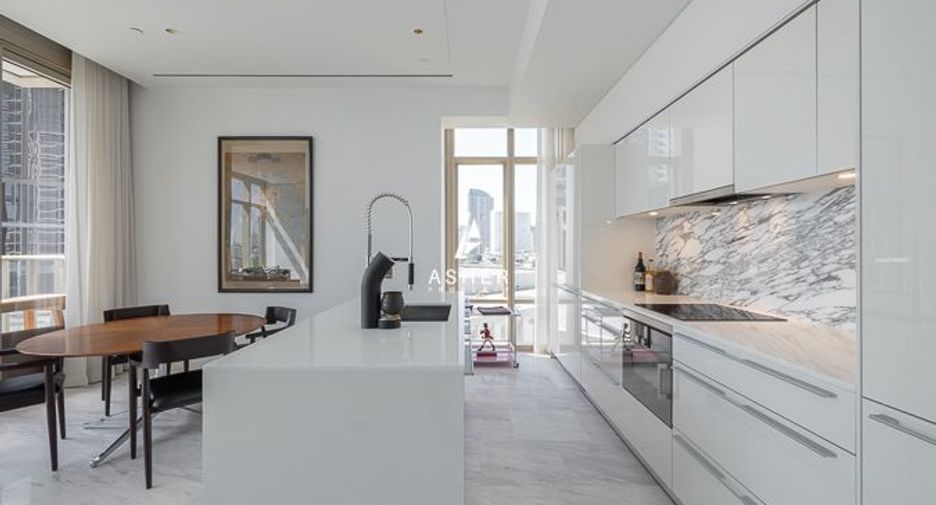 Condo en alquiler de 2 habitaciones en Bang Kho Laem, Bangkok