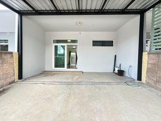 For rent and for sale 3 bed house in Bang Sao Thong, Samut Prakan