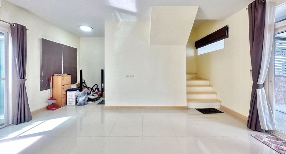 出租 和 出售 3 卧室 独立屋 在 Bang Sao Thong, Samut Prakan