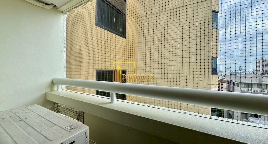 Condo en alquiler de 2 habitaciones en Khlong Toei, Bangkok