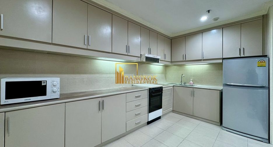Condo en alquiler de 2 habitaciones en Khlong Toei, Bangkok