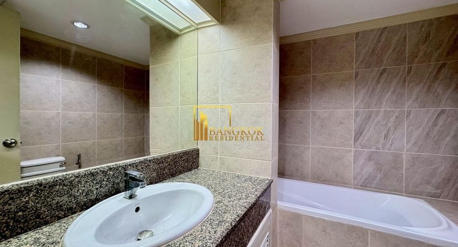 Condo en alquiler de 2 habitaciones en Khlong Toei, Bangkok