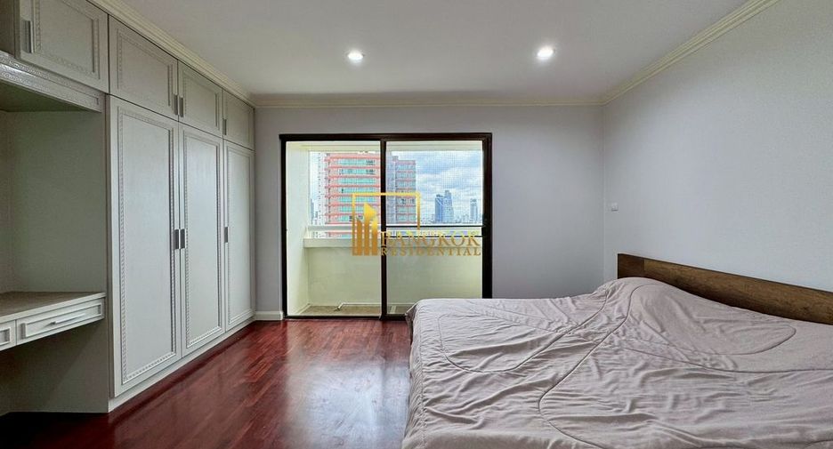Condo en alquiler de 2 habitaciones en Khlong Toei, Bangkok