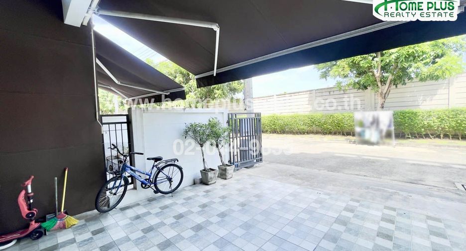 For sale 4 bedrooms townhouse in Bueng Kum, Bangkok