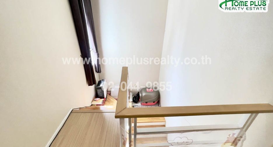 For sale 4 bedrooms townhouse in Bueng Kum, Bangkok