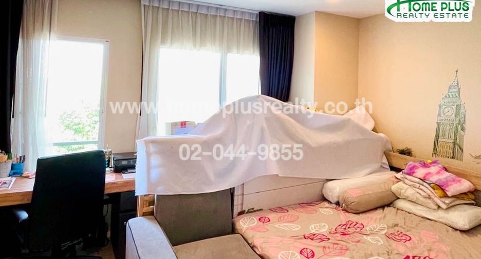 For sale 4 bedrooms townhouse in Bueng Kum, Bangkok