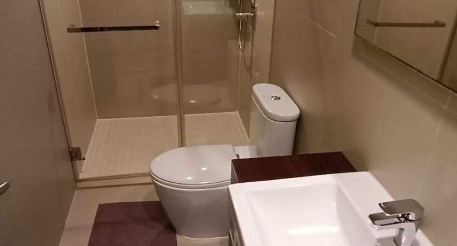 For sale 3 bedrooms house in Yan Nawa, Bangkok