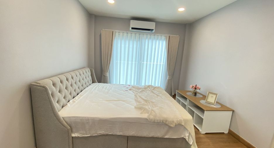 For rent 4 bedrooms house in Bang Phli, Samut Prakan