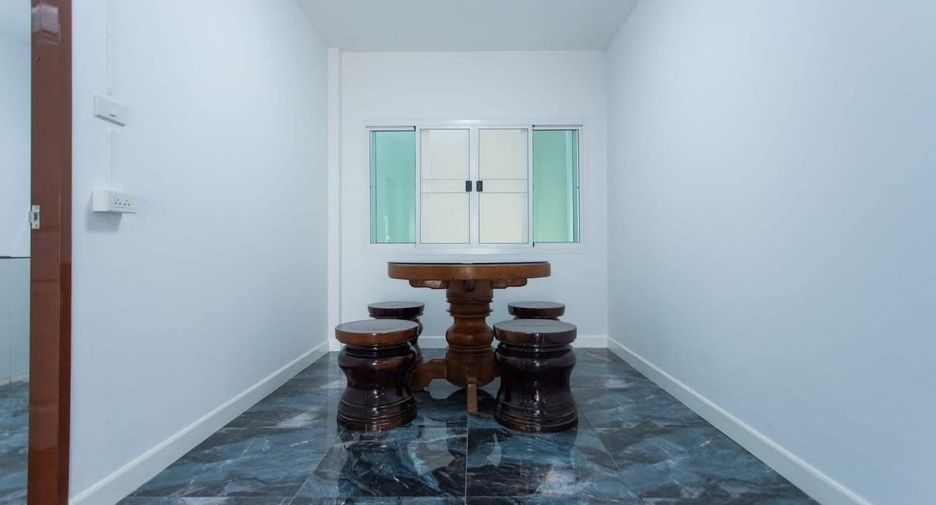 For rent 3 bedrooms house in Mueang Chiang Mai, Chiang Mai