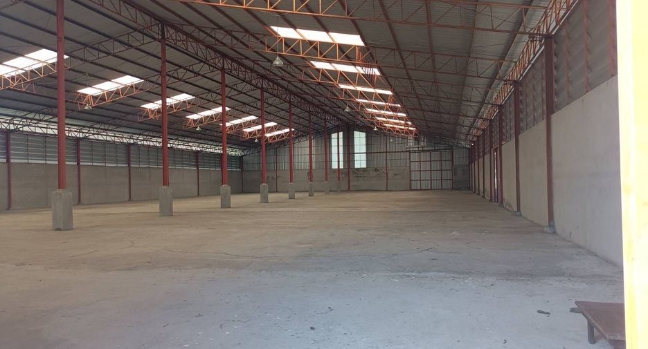 For sale 3 bedrooms warehouse in Klaeng, Rayong