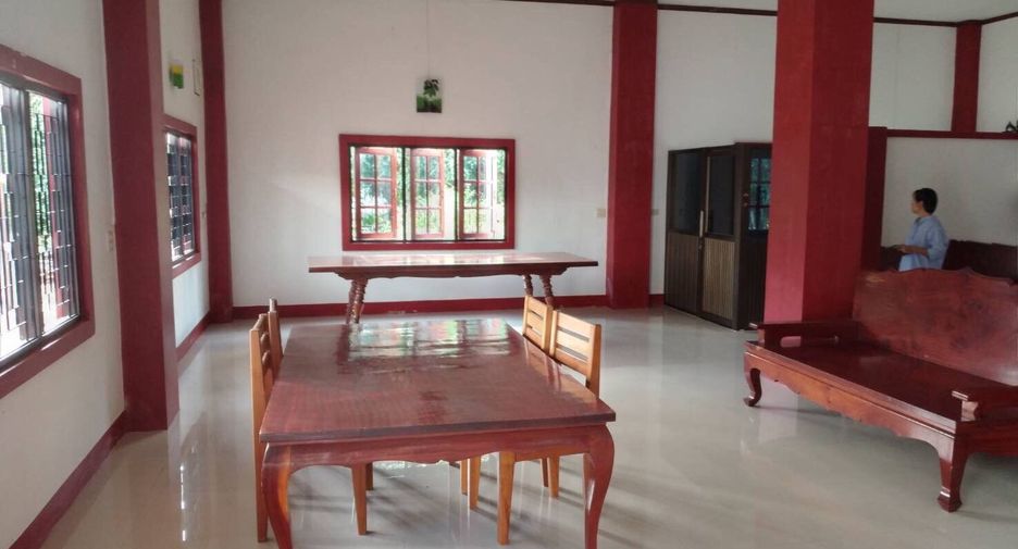 For sale 3 bedrooms warehouse in Klaeng, Rayong