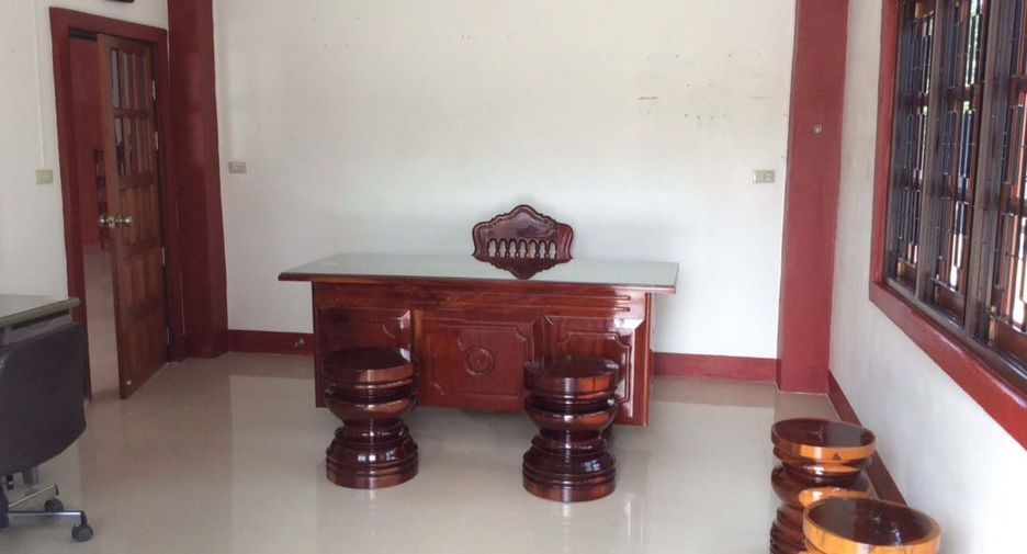 For sale 3 bedrooms warehouse in Klaeng, Rayong