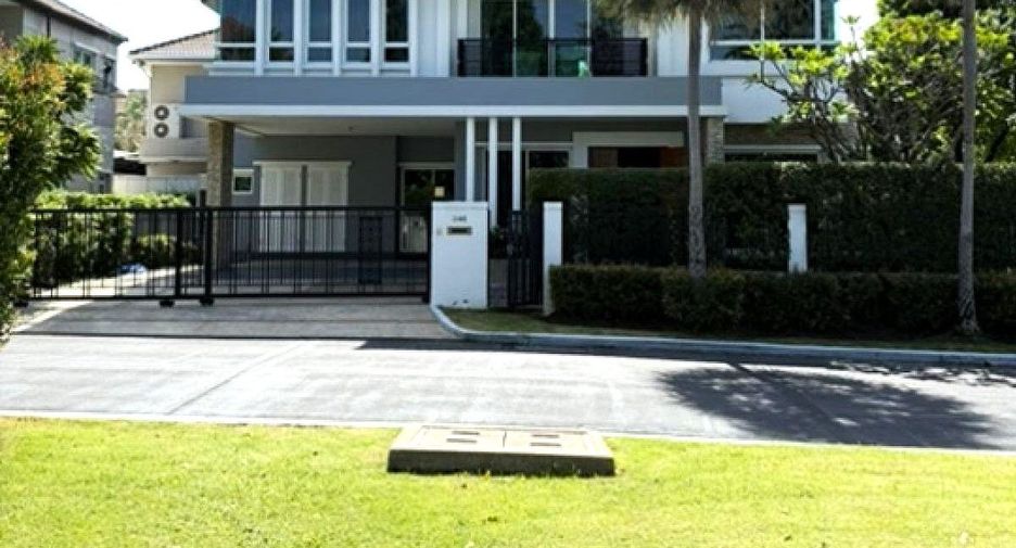 For rent 4 bedrooms house in Saphan Sung, Bangkok