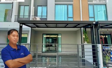 For rent 3 bed townhouse in Bang Phli, Samut Prakan