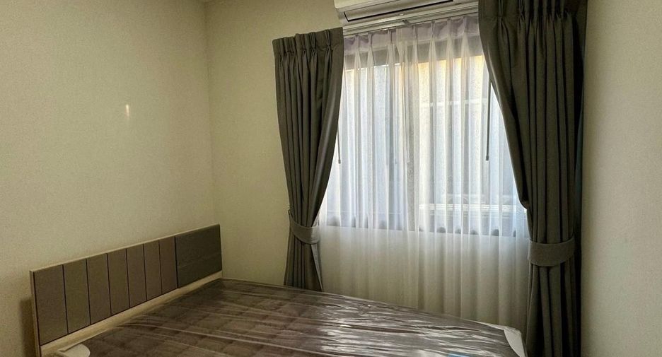 For rent 3 bedrooms townhouse in Bang Phli, Samut Prakan