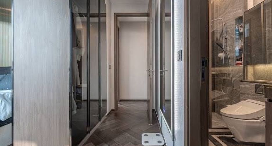 For sale 2 Beds condo in Khlong Toei, Bangkok