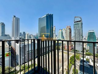 For rent 2 ベッドルーム condo in Pathum Wan, Bangkok