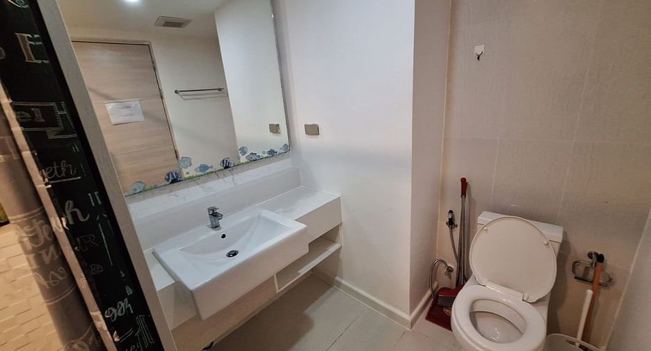 For sale 1 bed condo in Bang Lamung, Chonburi