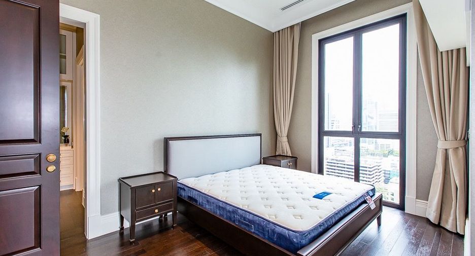 Condo en alquiler de 2 habitaciones en Pathum Wan, Bangkok