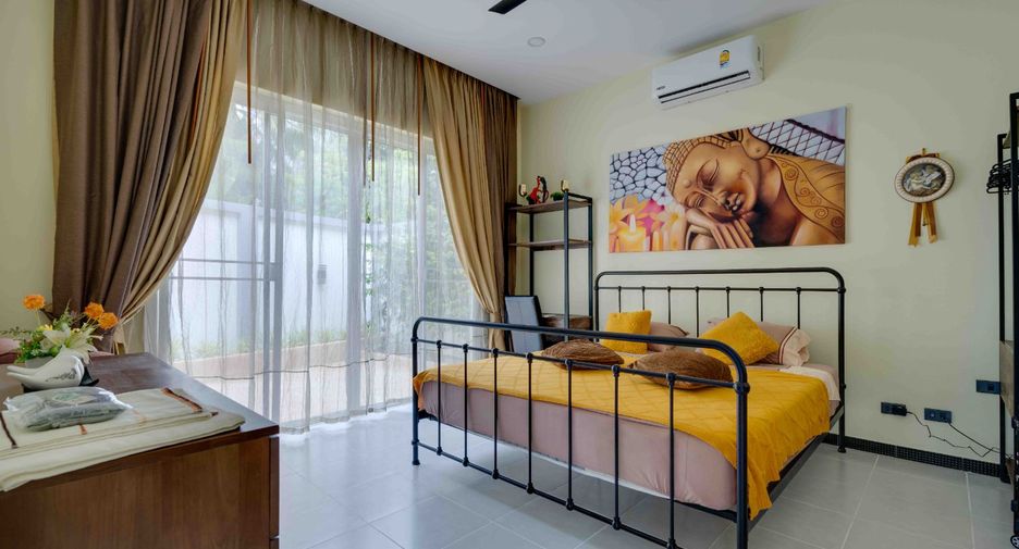 For sale 3 bedrooms villa in Mueang Phuket, Phuket