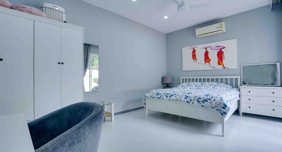 For sale 3 bedrooms villa in Mueang Phuket, Phuket