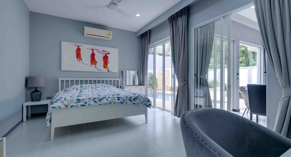 For sale 3 bedrooms villa in Mueang Phuket, Phuket