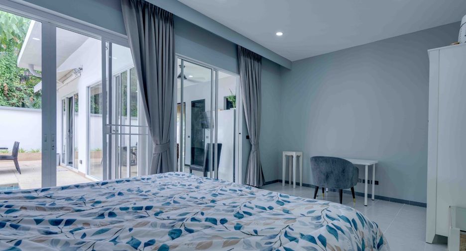 For sale 3 bedrooms villa in Mueang Phuket, Phuket