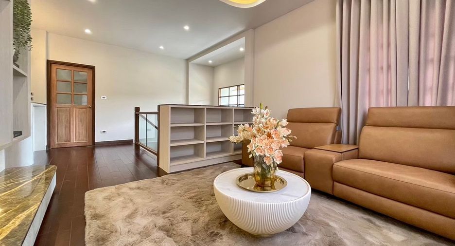 Haus zur Miete und zum Kauf mit 4 Zimmer in Mueang Chiang Mai, Chiang Mai