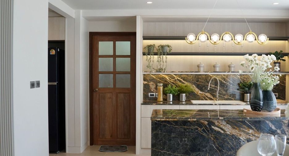 Haus zur Miete und zum Kauf mit 4 Zimmer in Mueang Chiang Mai, Chiang Mai