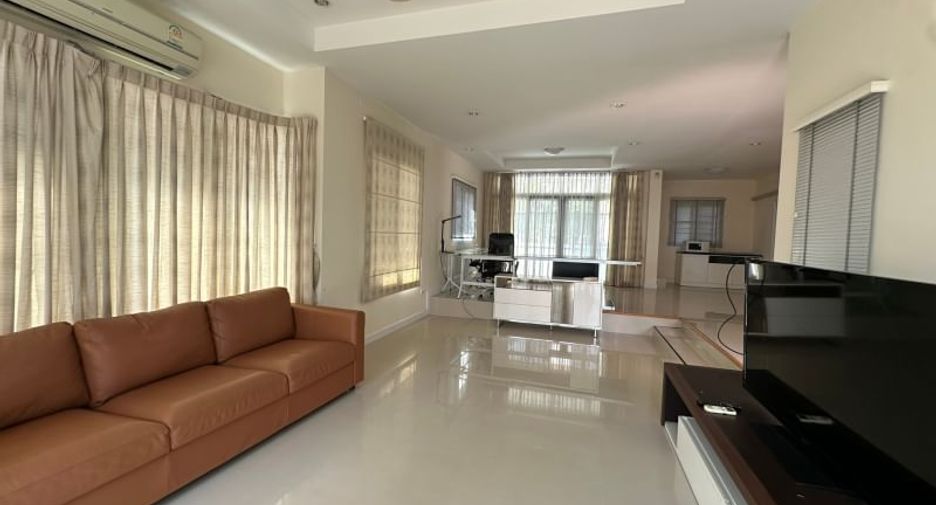 ขาย 4 เตียง บ้านเดี่ยว ใน ศรีราชา, ชลบุรี