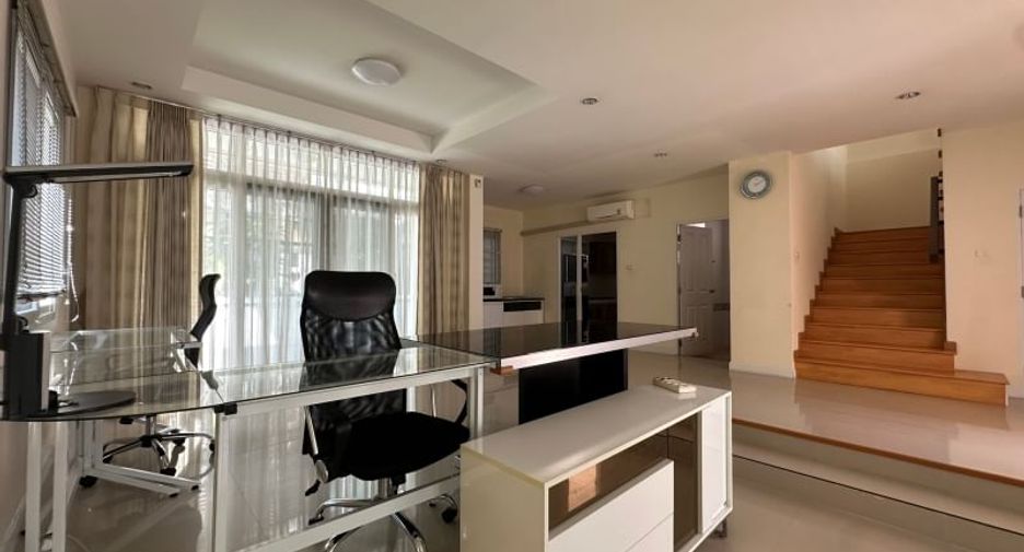 ขาย 4 เตียง บ้านเดี่ยว ใน ศรีราชา, ชลบุรี