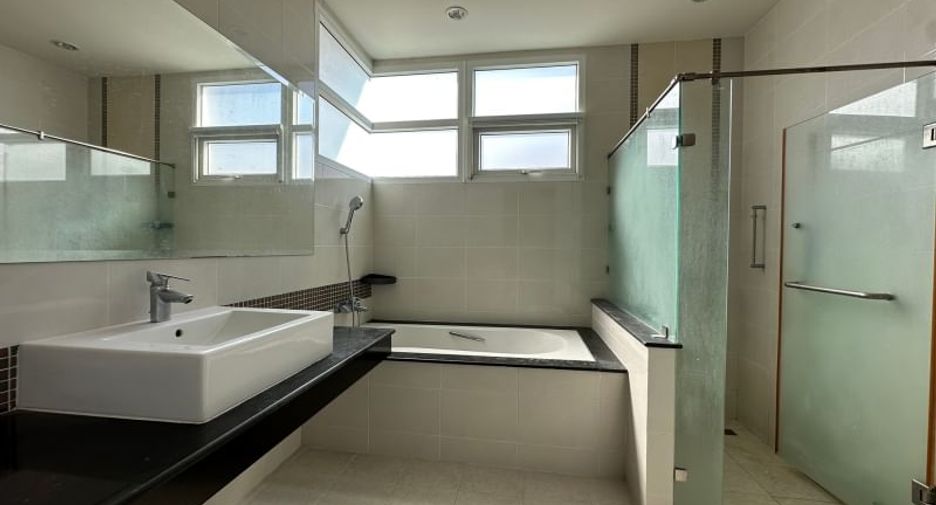 ขาย 4 เตียง บ้านเดี่ยว ใน ศรีราชา, ชลบุรี