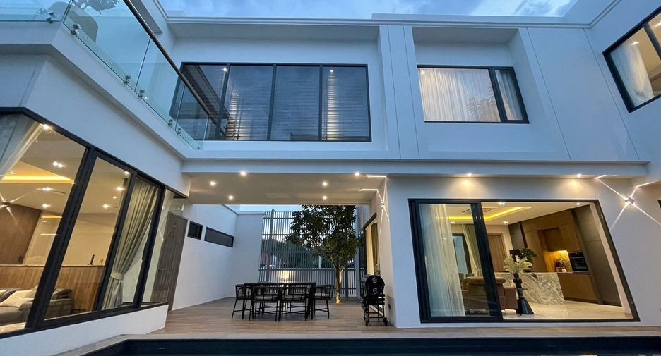 For sale 4 bedrooms house in Hang Dong, Chiang Mai