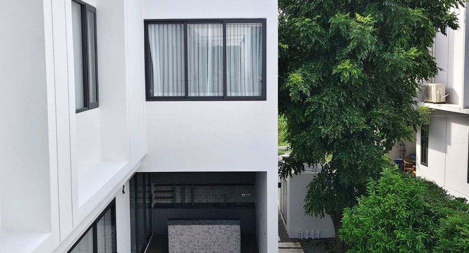 For sale 4 bedrooms house in Hang Dong, Chiang Mai