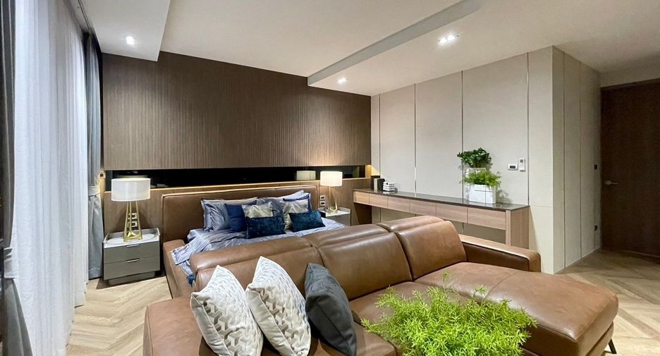 For sale 4 bedrooms house in Hang Dong, Chiang Mai