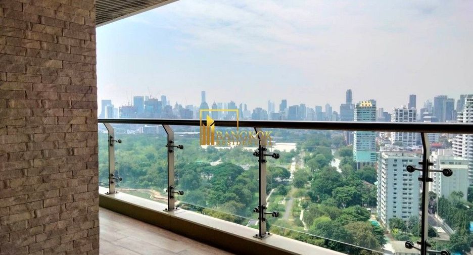 For rent 4 bedrooms condo in Khlong Toei, Bangkok