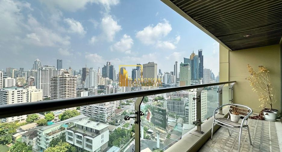 For rent 2 bedrooms condo in Khlong Toei, Bangkok