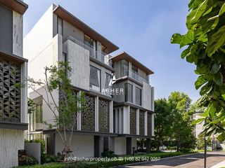 For sale 3 Beds house in Huai Khwang, Bangkok