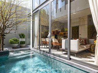 For sale 3 Beds house in Huai Khwang, Bangkok