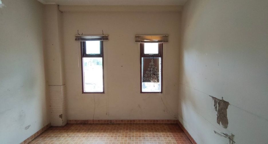 Haus zum Kauf mit Studio in Lat Krabang, Bangkok