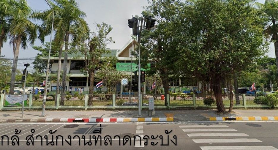Haus zum Kauf mit Studio in Lat Krabang, Bangkok