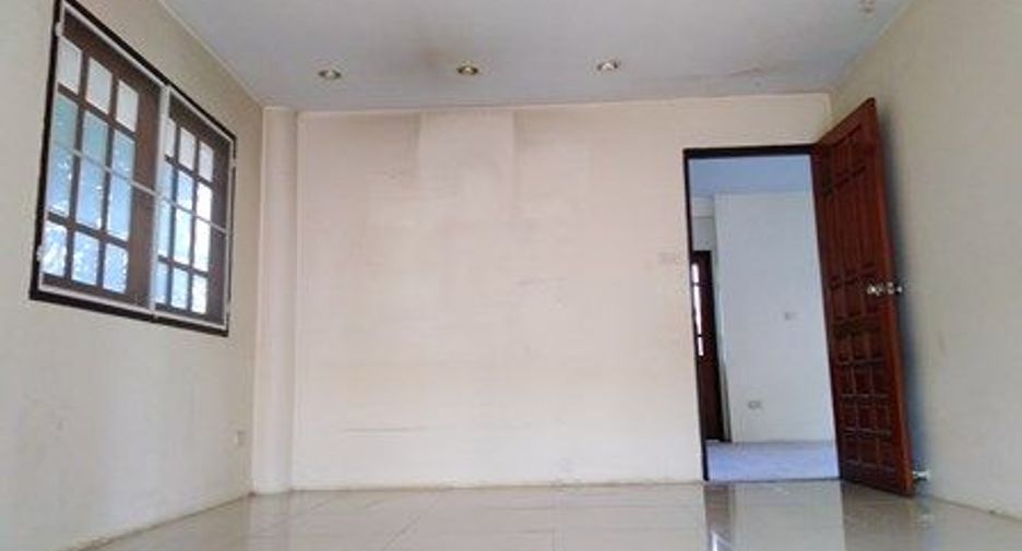 Haus zum Kauf mit Studio in Prawet, Bangkok