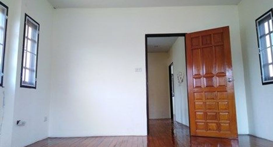Haus zum Kauf mit Studio in Prawet, Bangkok