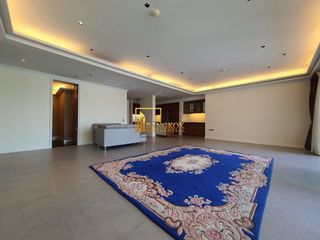出租 2 卧室 公寓 在 Khlong Toei, 曼谷