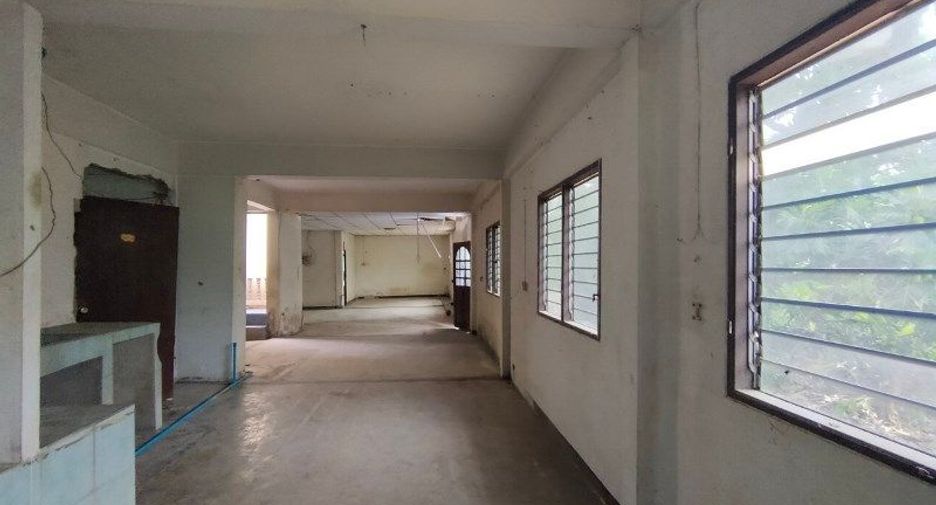 À vendre studio maison à Lat Krabang, Bangkok