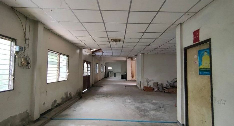 À vendre studio maison à Lat Krabang, Bangkok